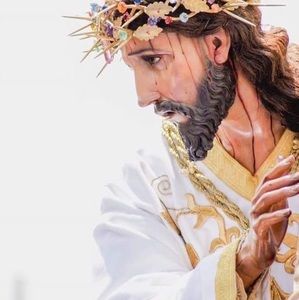 Meet your Posher, Nora elizabeth